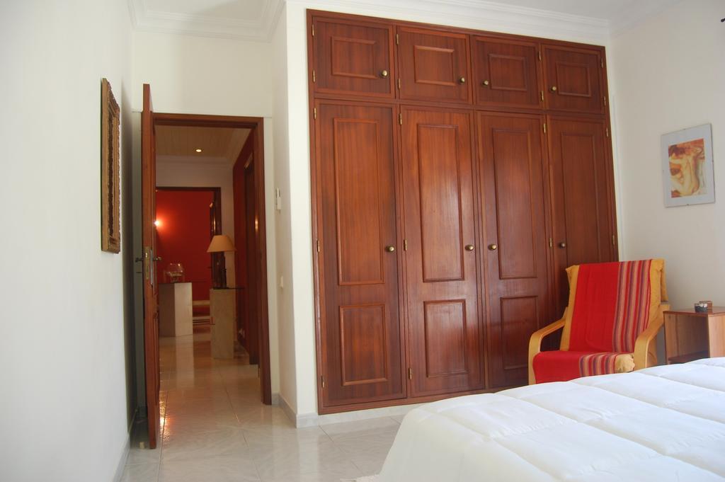 Flat Via Torraltinha Apartment Lagos Room photo
