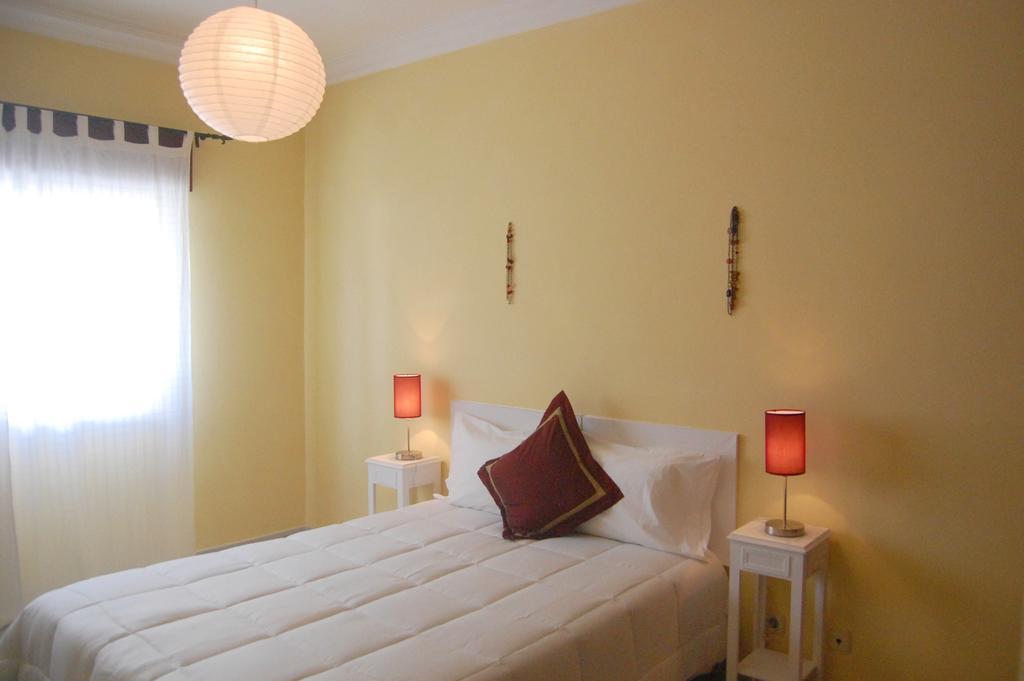 Flat Via Torraltinha Apartment Lagos Room photo